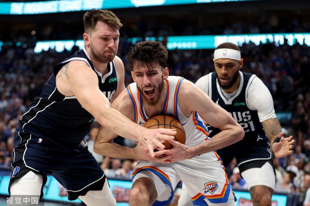 断出示红牌 断出示红牌